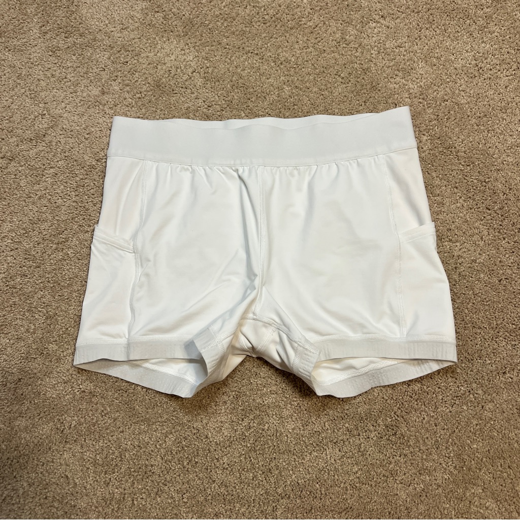 Women’s Lululemon Morning Match Shorts 3.5” Size 10